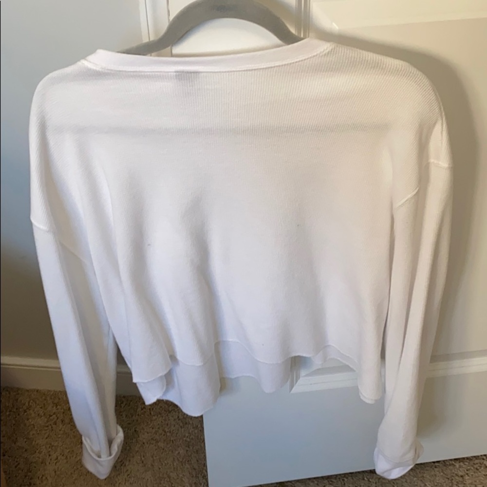 Cropped Sweater - Picture 4 of 4